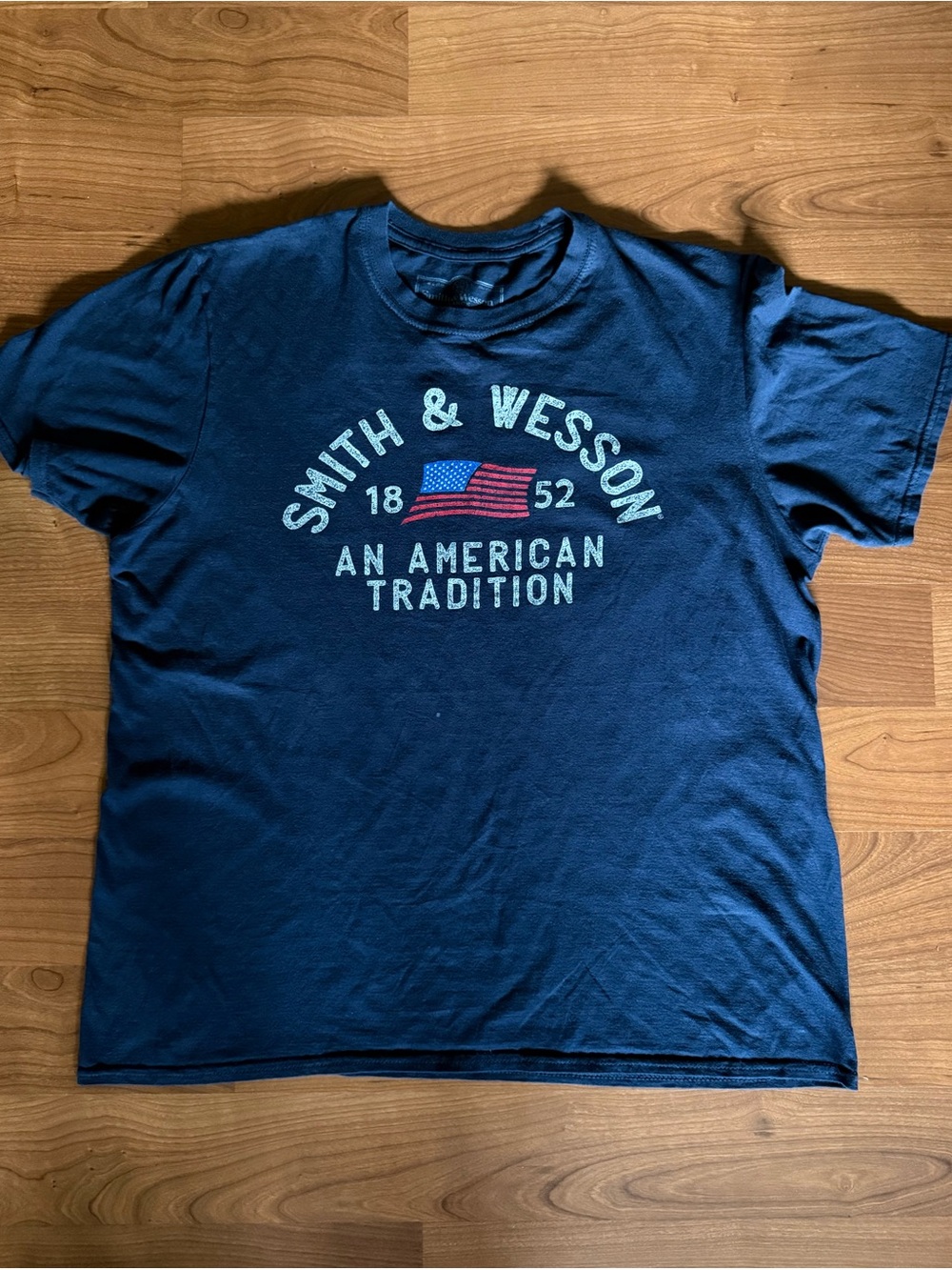 Smith & Wesson Men's Navy Short Sleeve Tshirt